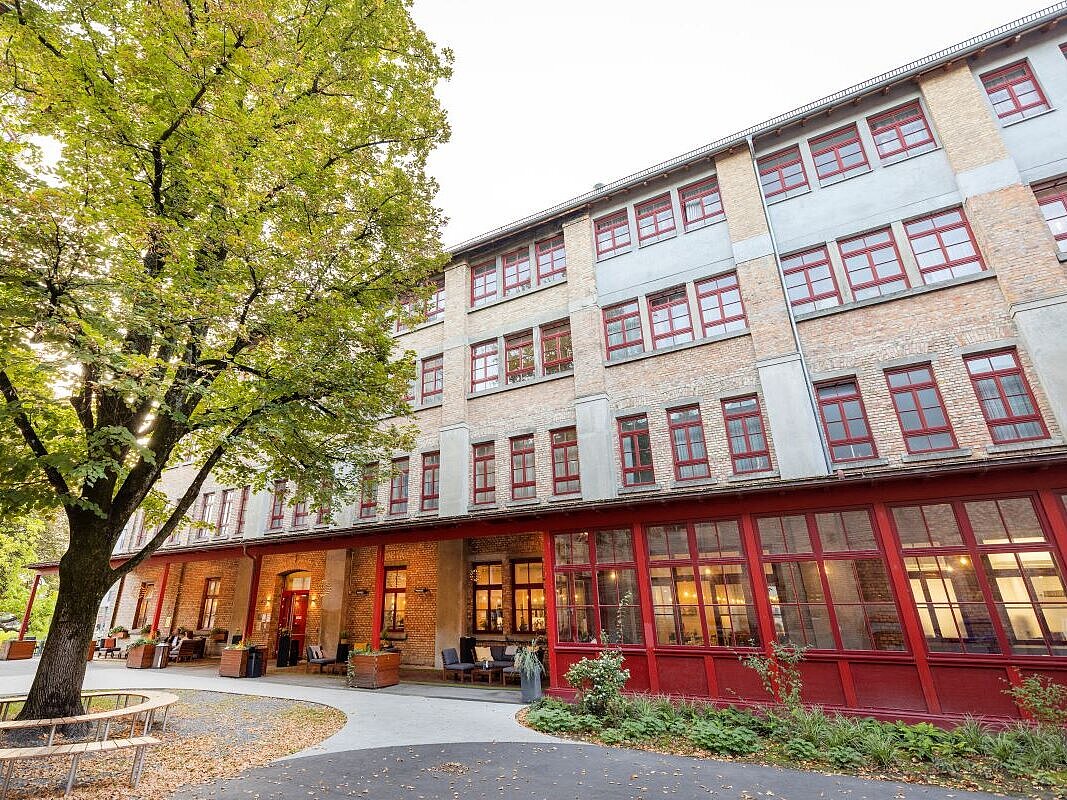 Aktuelles Foto der JUFA Hotelfassade Aktuelles Foto der JUFA Hotelfassade