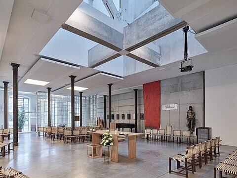 Innenraum des Pfarrzentrums