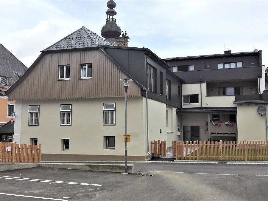 Außenansicht des Fürstenhauses vor dem Umbau