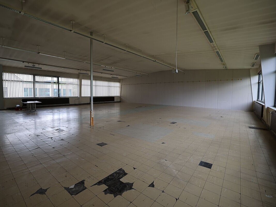 Ungenutzter Verkaufsraum vor dem Umbau