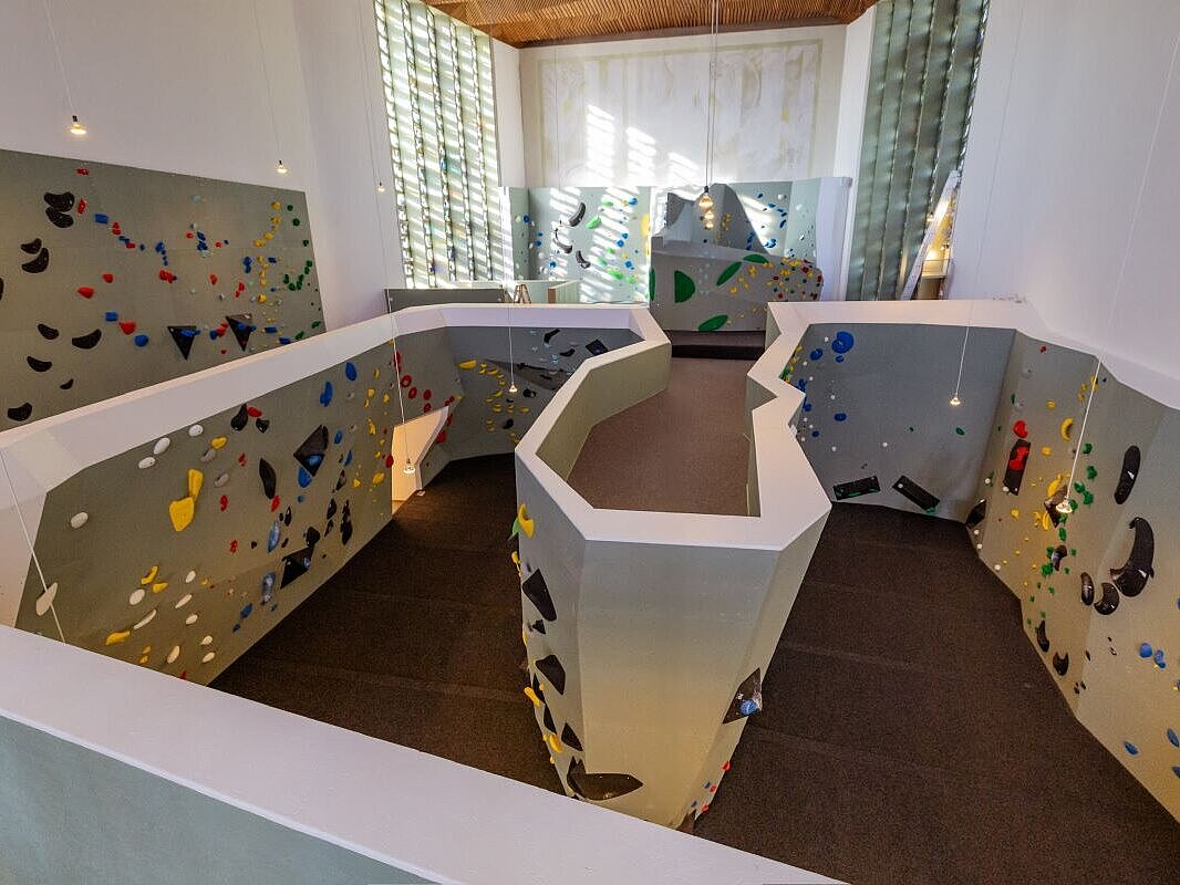 Der Innenraum der Boulderchurch nach dem Umbau